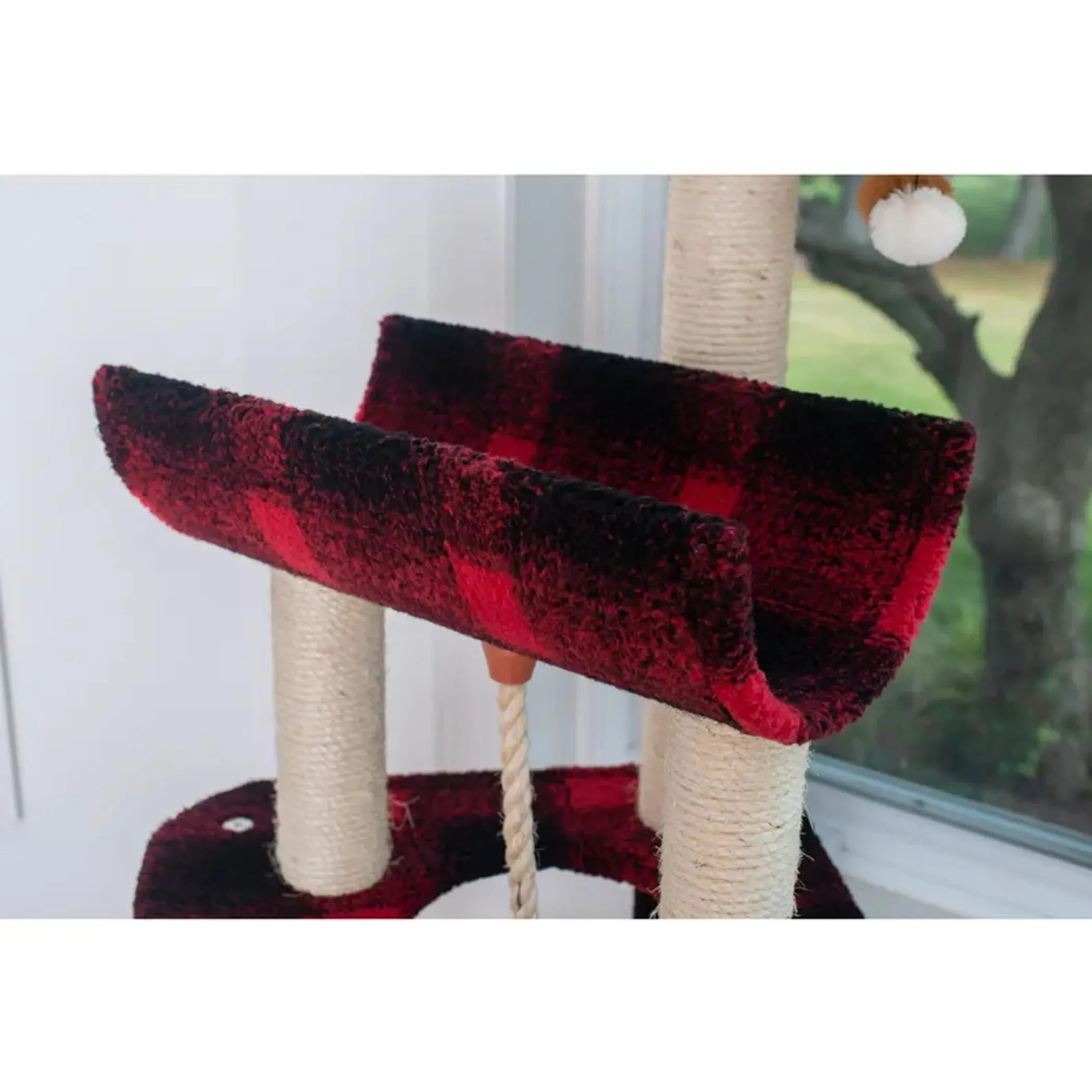 Armarkat Real Wood Spacious Thick Fur Cat Tower W Lounge